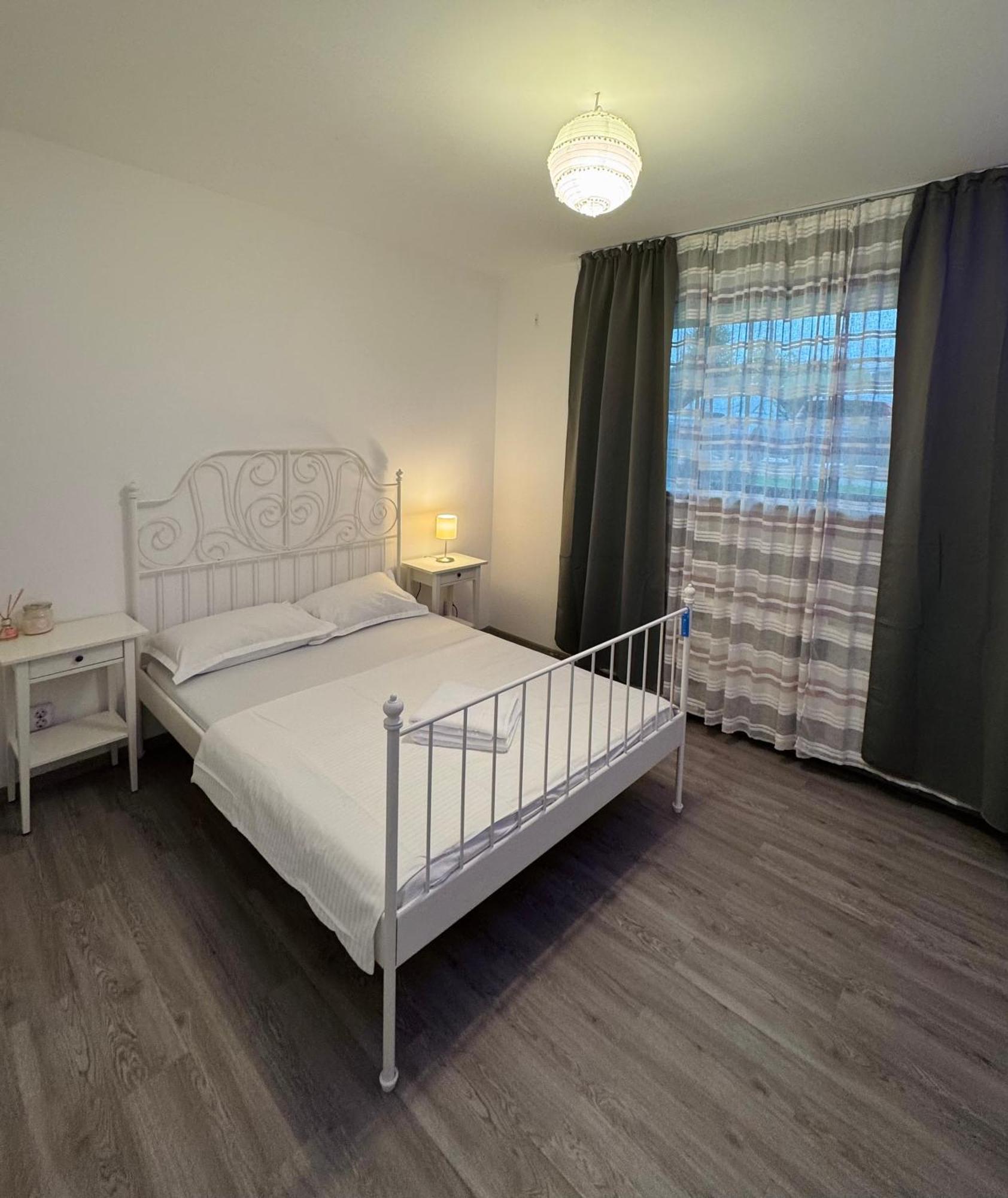 Apartment Solar D3, Private Parking, One Bedroom Bucharest Exterior photo